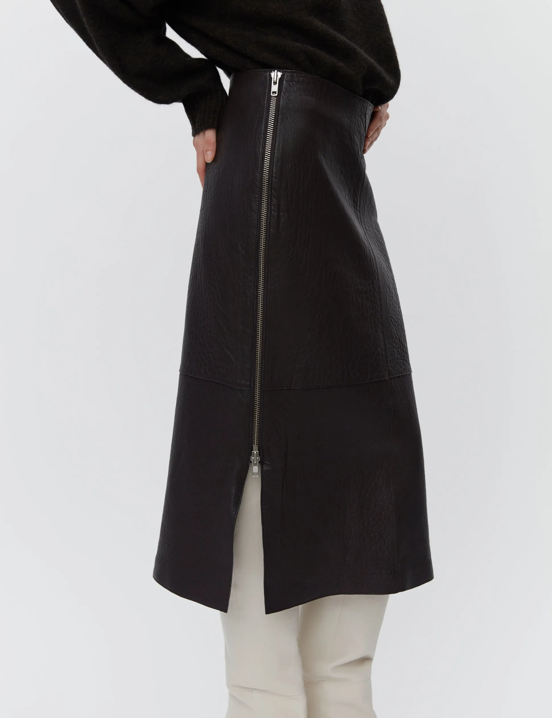 Kathe - Textured Leather - ESPRESSO