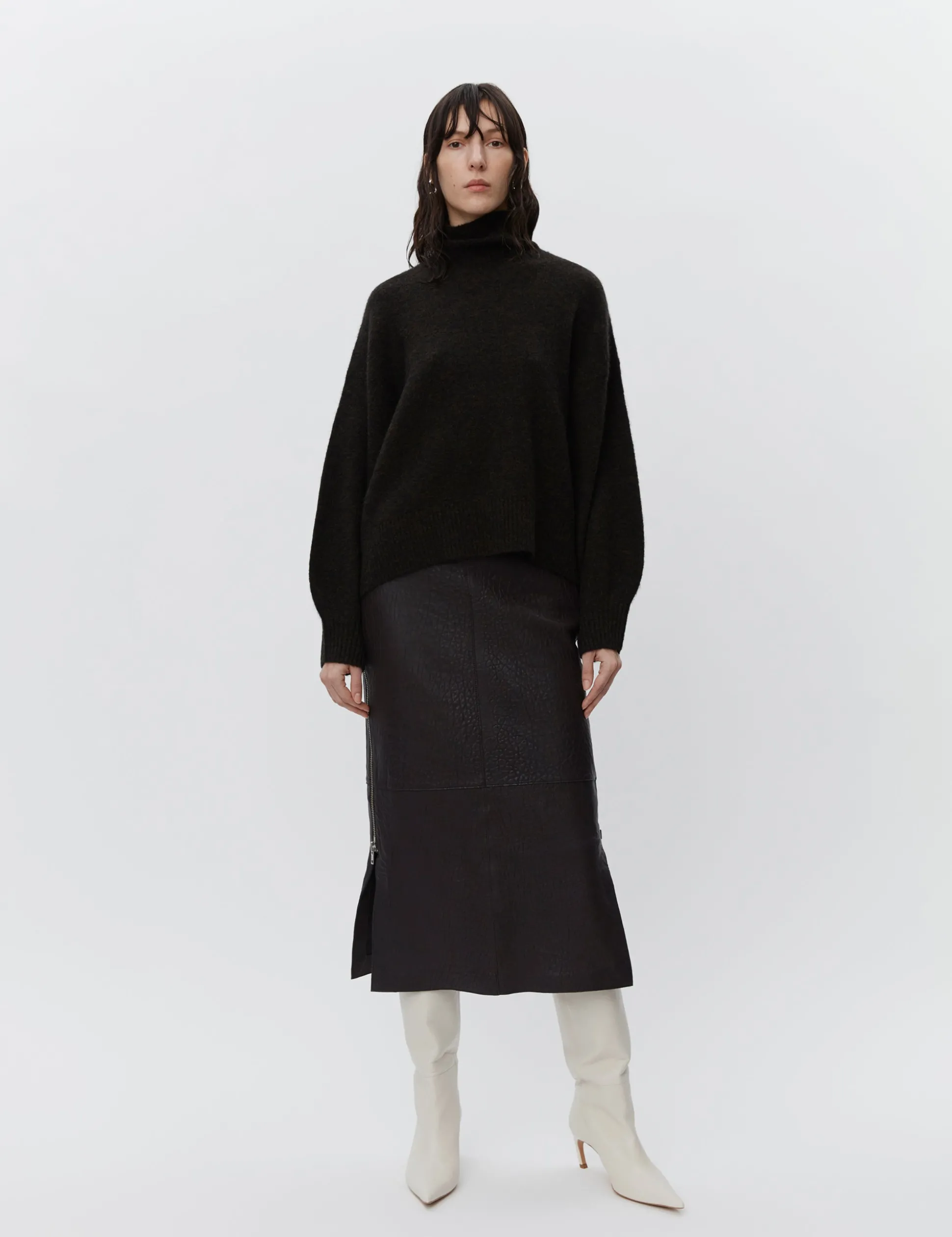 Kathe - Textured Leather - ESPRESSO